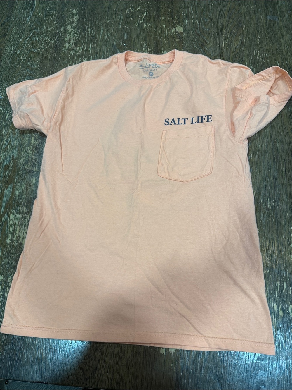 Salt Life Short Sleeve Pocket Tee in Peach